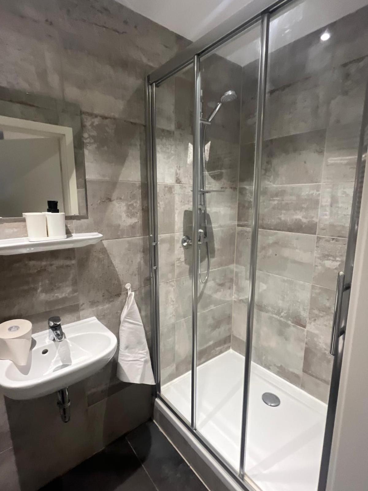 Hotel La Station Люксембург Экстерьер фото